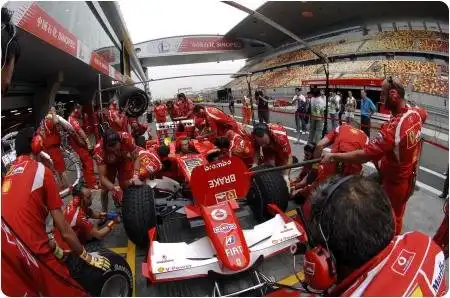 Ferrari F1-Team @ China GrandPrix [!!UHQ!!]