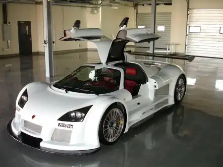 2006 Gumpert Apollo