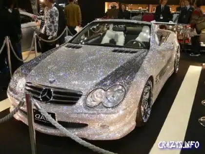 Mercedes покрытый бриллиантами Mercedes покрытый бриллиантами