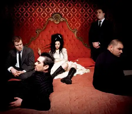 Evanescence :) [Wallp]