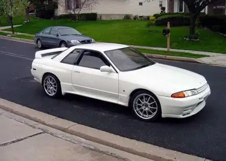Nissan skyline R32