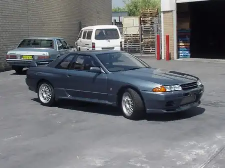 Nissan skyline R32