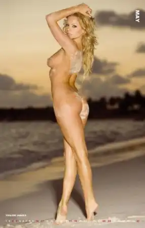 Календарь Playboys Hottest Nudes