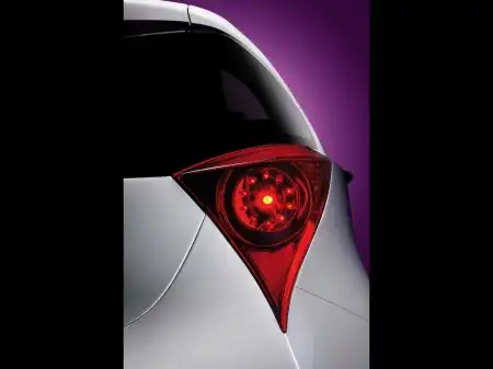2007 Toyota iQ Concept - 1280x960 - Wallpaper
