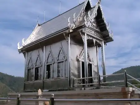 Храм из нержавеющей стали, Тайланд