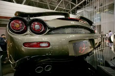  Невероятно красивый суперкар Mitsuoka Orochi