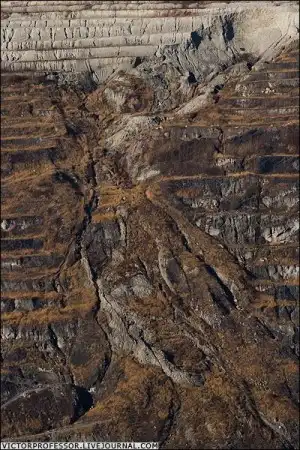 Коркино. Самый глубокий в мире угольный разрез.