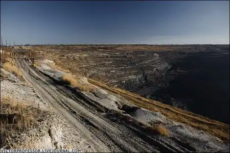 Коркино. Самый глубокий в мире угольный разрез.