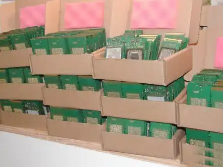 Стол ценой в 800 000$ (14 фото)
