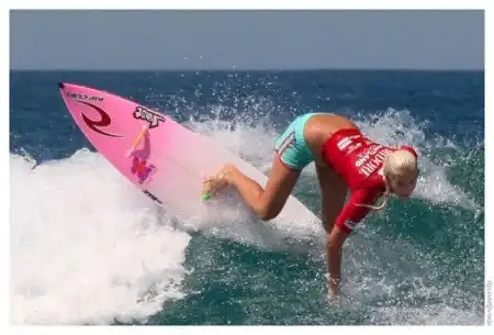 Удивительная серфингистка Bethany Hamilton — Soul Surfer 