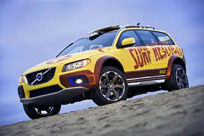 Volvo XC70 SR - новый друг Памелы Андерсон Volvo XC70 SR - новый друг Памелы Андерсон