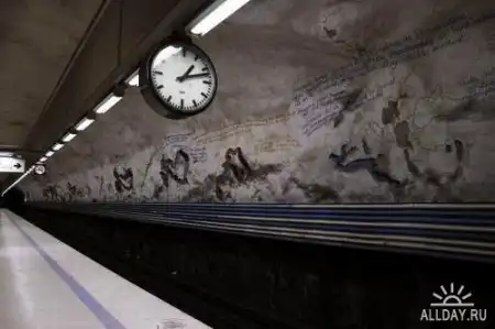 Стокгольмское метро. Дизайн интерьера. 18 фото.