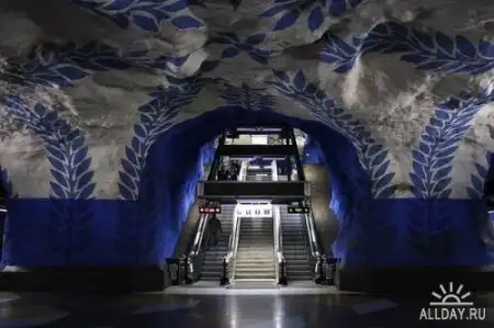 Стокгольмское метро. Дизайн интерьера. 18 фото.