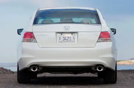 Honda Accord 2008 - в лучшую ли сторону - оцениваем