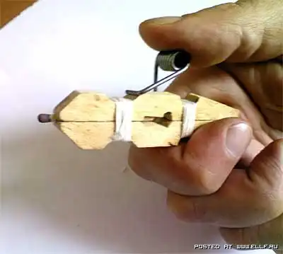 Спичкострел из прищепки 
