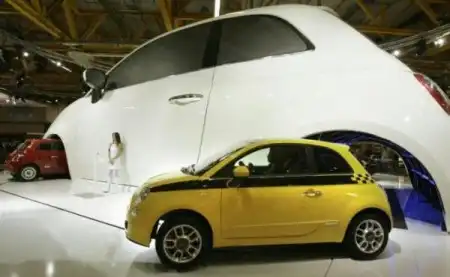 Fiat 500 на Болонском Автосалоне Bologna Motor Show 2007 
