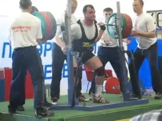 Василий Омельченко (Парабель), присед 400 кг