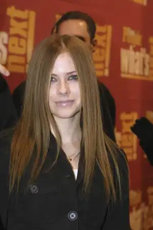 Avril Lavigne HQ photos