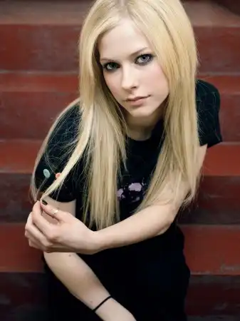 Avril Lavigne HQ photos