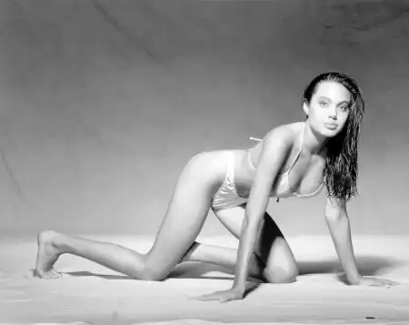 Angelina Jolie HQ photos
