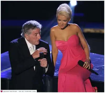 Christina Aguilera - Emmy Awards - "Steppin Out" Performance (Specially for блондинка - Снеж_ка ^^ ) Christina Aguilera - Emmy Awards - "Steppin Out" Performance (Specially for блондинка - Снеж_ка ^^ )