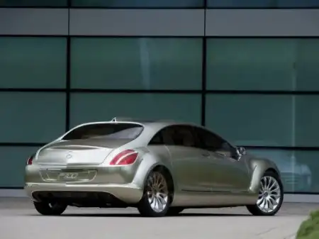 Автомобиль будущего - Mercedes F700
