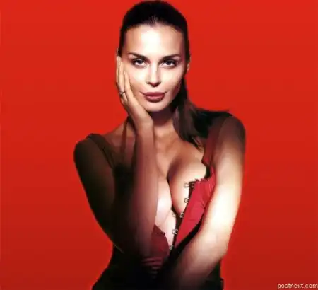 Nina Moric (Нина Морик)