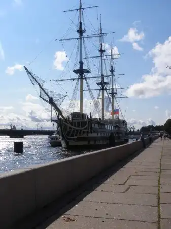 Москва и Питер, туда и обратно