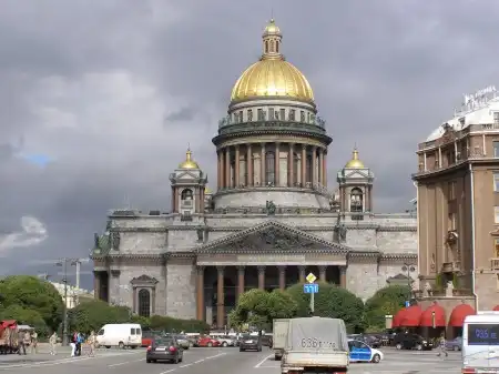 Москва и Питер, туда и обратно