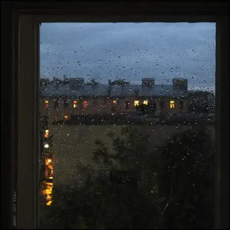 Дождь.