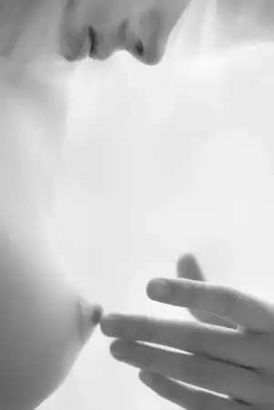 Ню