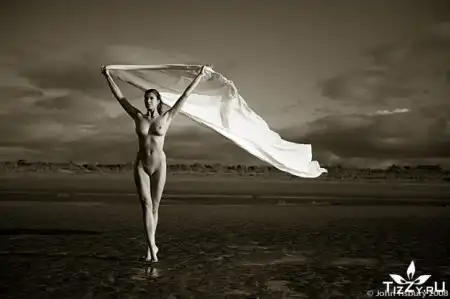 Фотограф John Tisbury