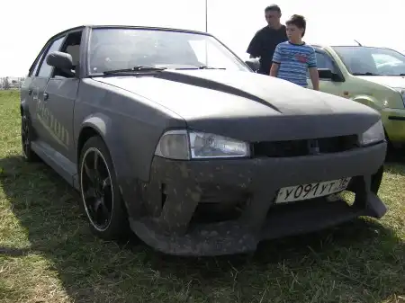 В продолжение поста про тюнинг "Москвичей"