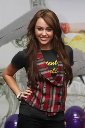 Miley Cyrus (Фотографии) часть 3