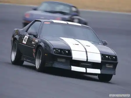 Chevrolet Camaro все поколения:)