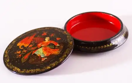 Лаковая миниатюра