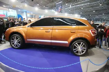 Lada Crossover.