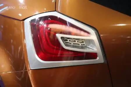 Lada Crossover.