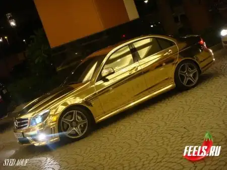 Mercedes C63 из золота