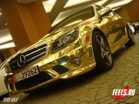 Mercedes C63 из золота
