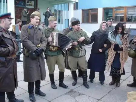 Реконструкторы военных действий
