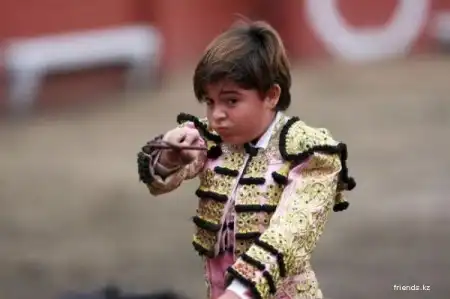 В Мексике разгорелся скандал из-за участия 11-летнего тореро в корриде