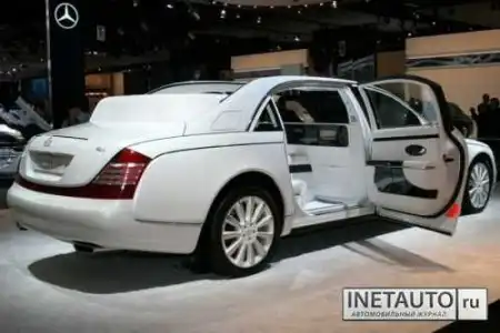 Maybach 62S Landaulet
