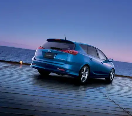 Toyota Caldina третьего поколения