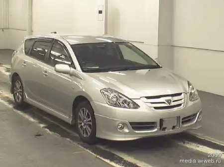 Toyota Caldina третьего поколения