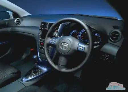 Toyota Caldina третьего поколения