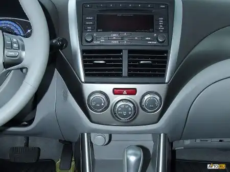 Subaru Forester 2009: уже внедорожник, а не универсал