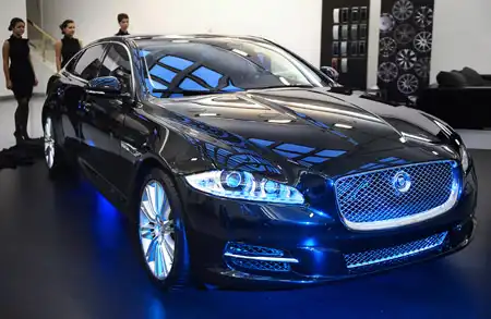 Jaguar XJ