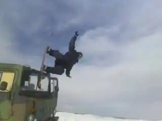 Трюк на сноуборде по Дагестански!