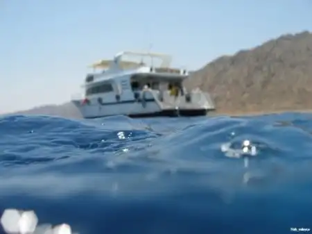 Под водой